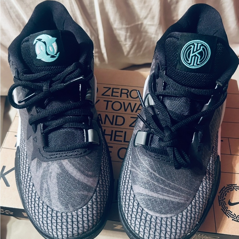 Nike Kids Sneakers Black and Teal